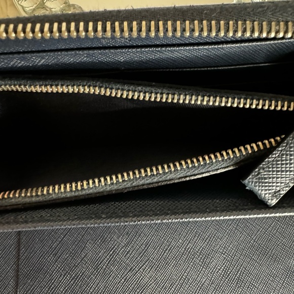 Authentic Prada Saffiano Leather Navy Blue Organizer Wallet - Picture 7 of 13